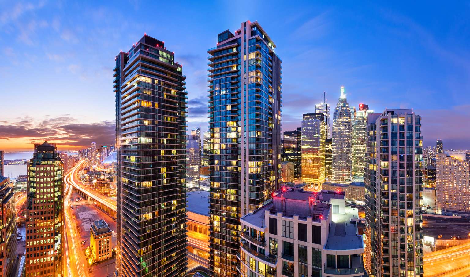 Toronto la nuit Canada puzzle en ligne