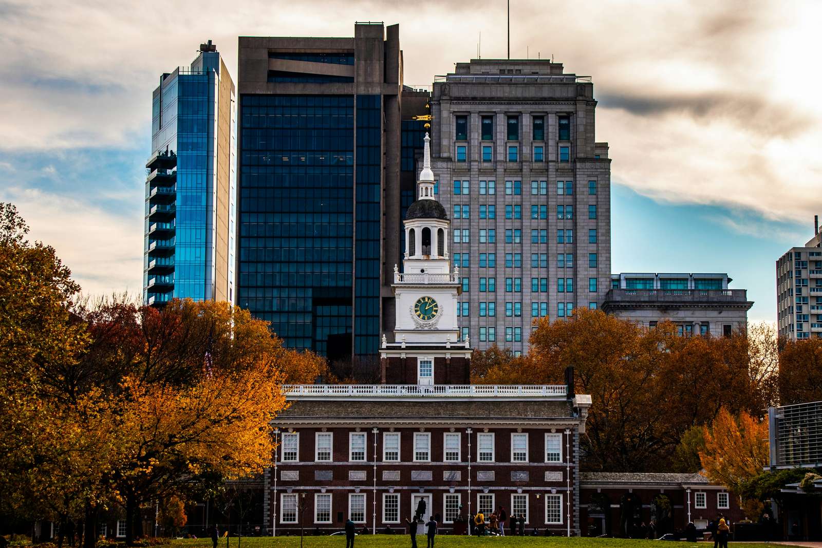 Independence Hall Visitors Center, Philadelphia online puzzle