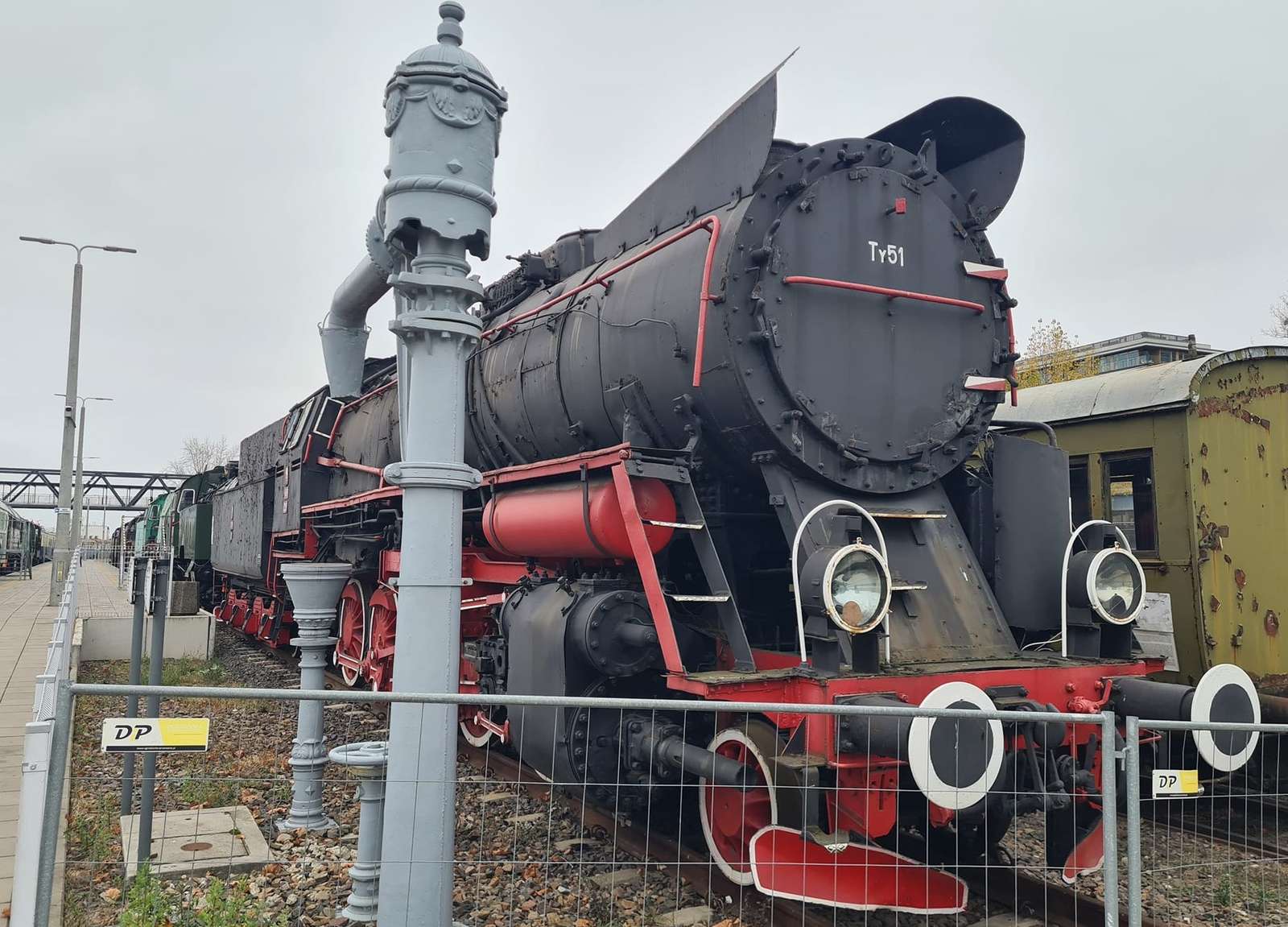 Locomotief in het Warschau Museum legpuzzel online