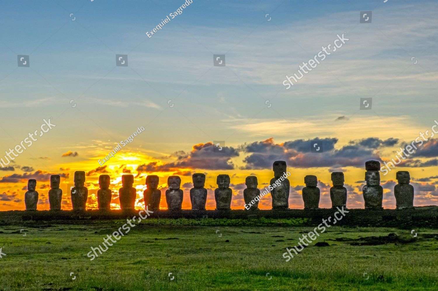 Moai en las Islas de Pascua, Atardecer rompecabezas en línea