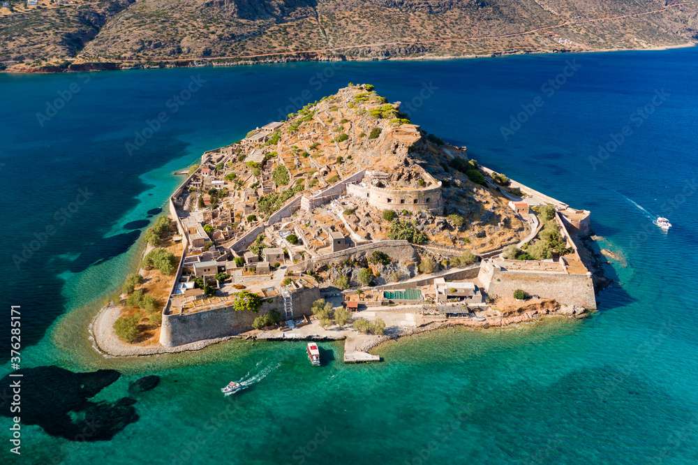 Insel Spinalonga aus der Luftaufnahme Griechenlands Online-Puzzle