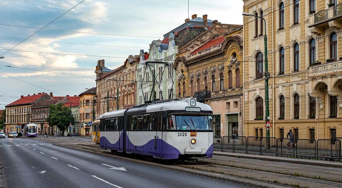 Tranvía en la ciudad rumana de Arad rompecabezas en línea