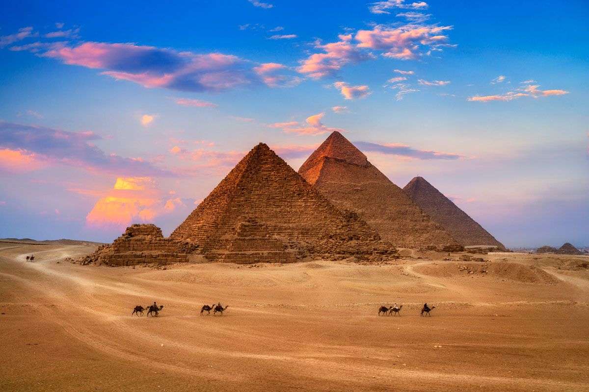 Egyptské pyramidy v Gíze starověké místo skládačky online