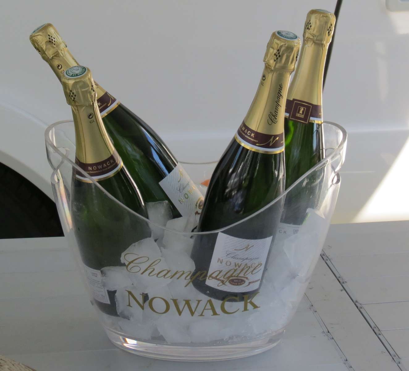 Champagne Nowack puzzle online