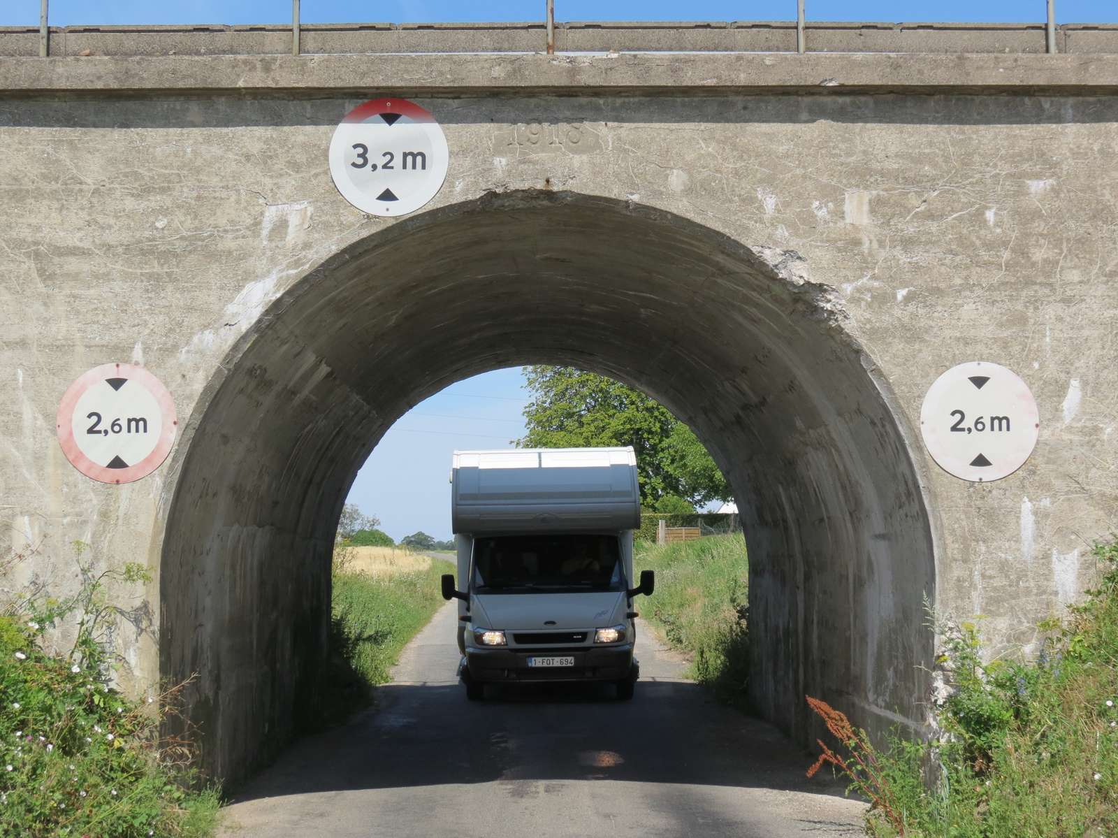 Ten cuidado con la caravana. rompecabezas en línea