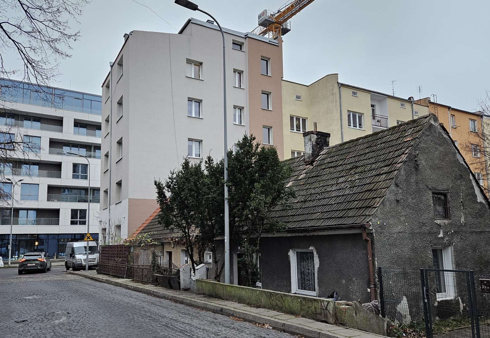 Multi-era buildings in Gdynia online puzzle