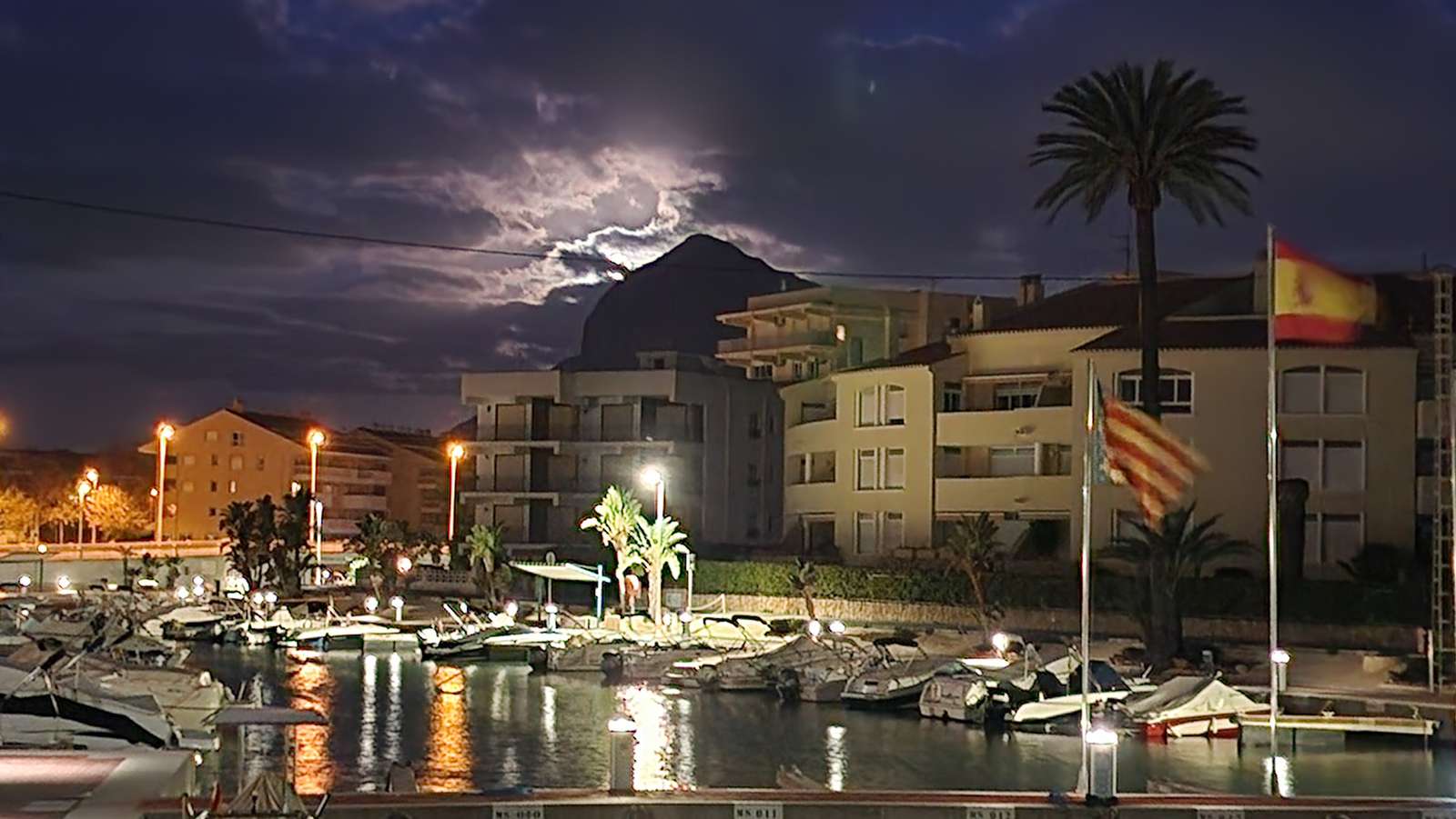 Fontana-csatorna kirakós online