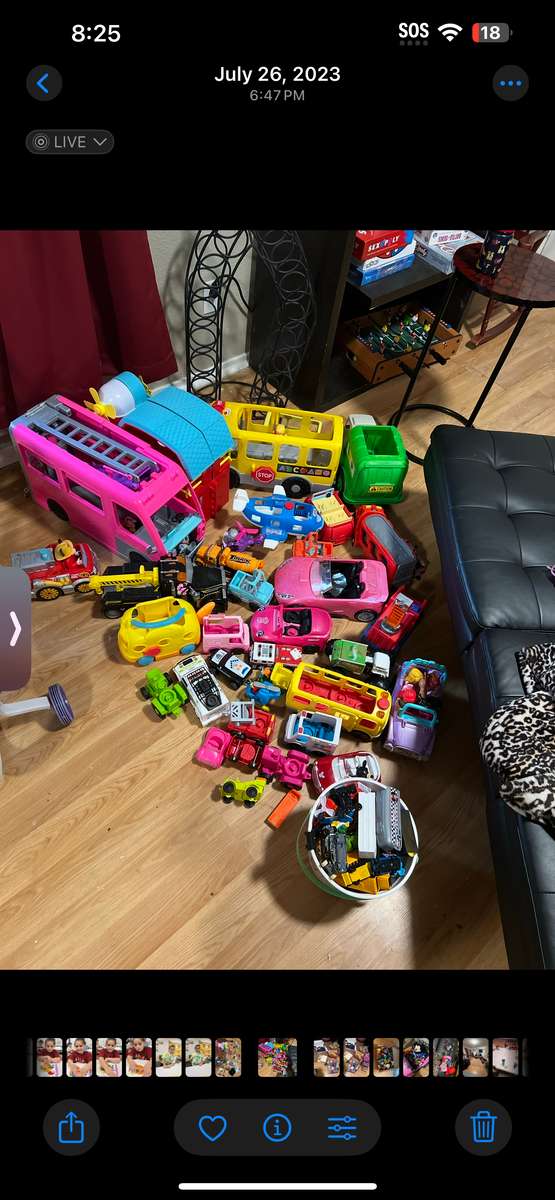 Játékhalom rózsáknak online puzzle