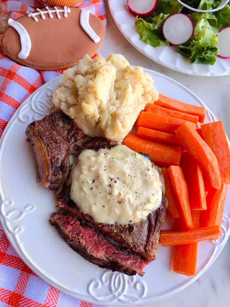 Cena de carne rompecabezas en línea