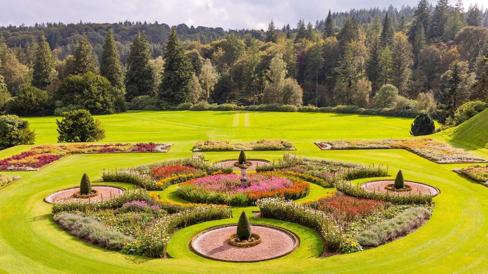 Jardins du château de Drumlanrig puzzle en ligne