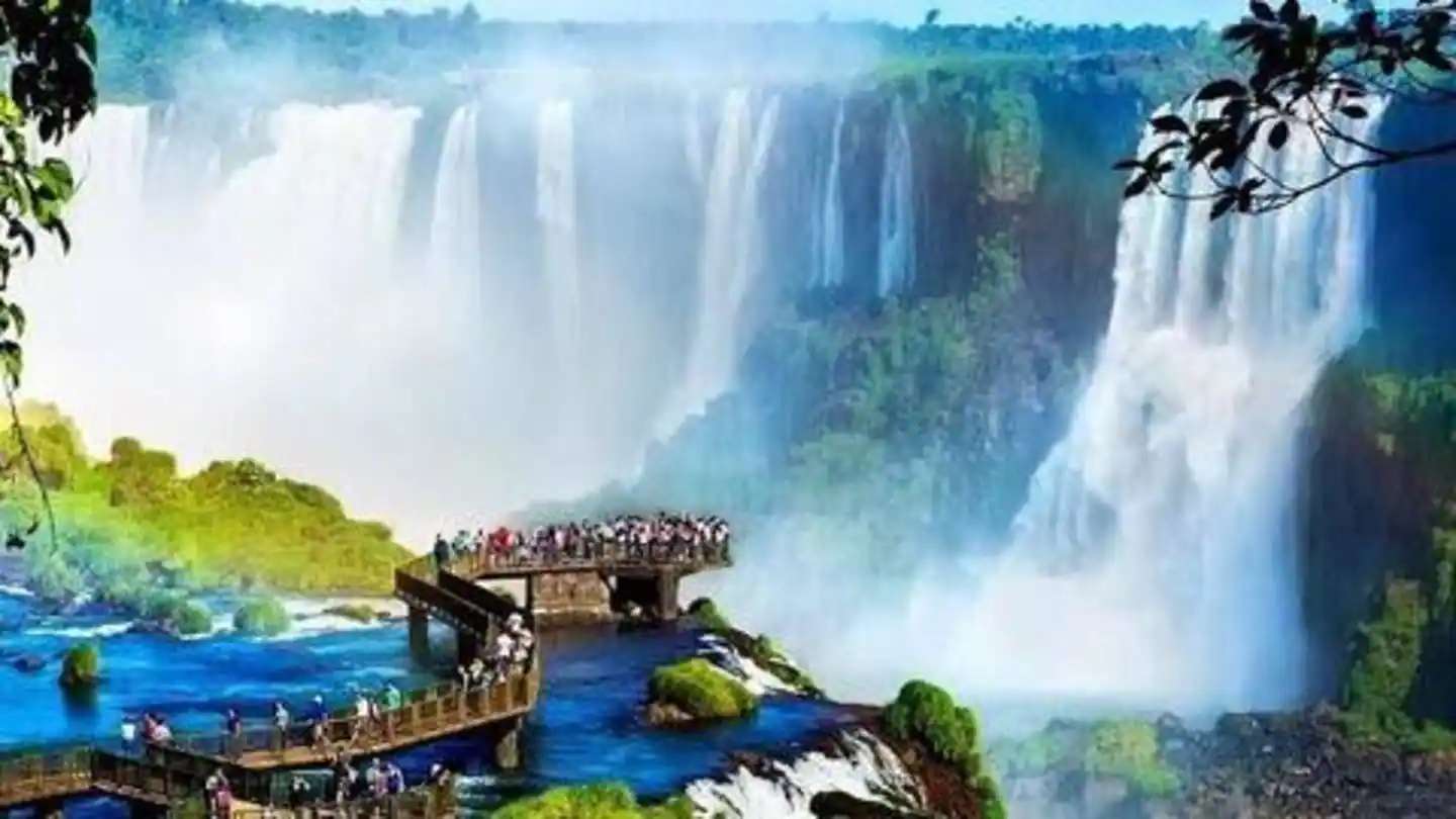 Linda Cachoeira quebra-cabeças online