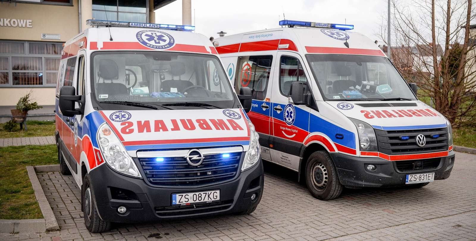 Ambulans karetka puzzle online