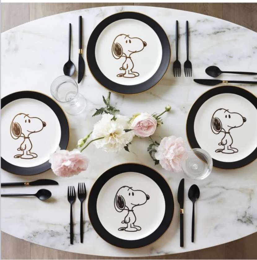 Snoopy Service for 4 online puzzle