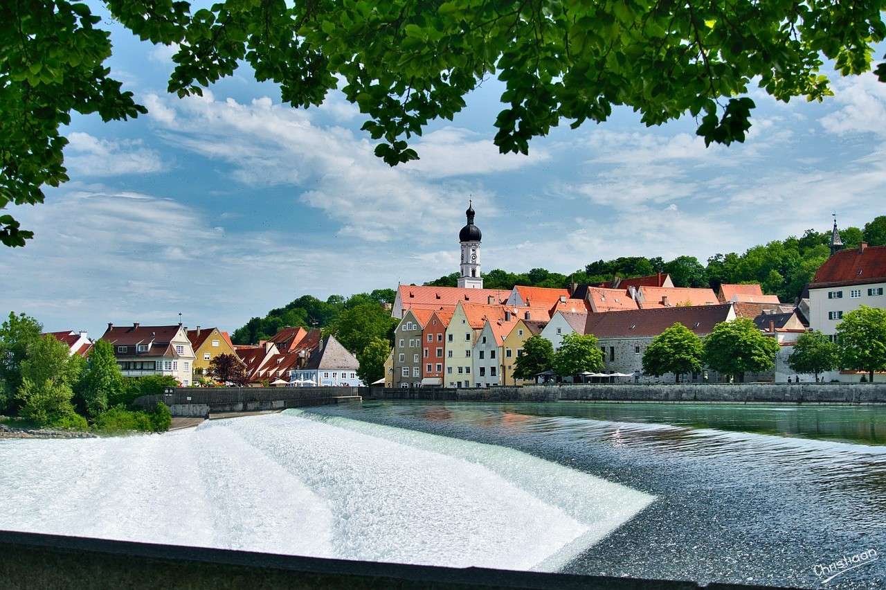 By, weir, flod, dam. pussel på nätet