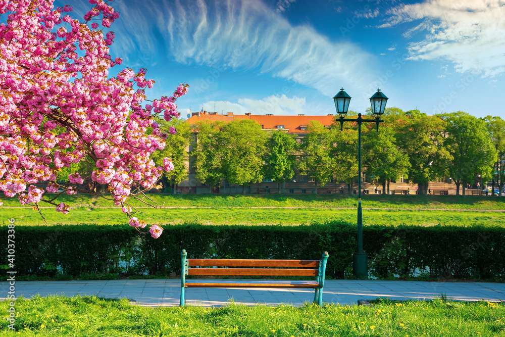 Miejski Wiosenny Krajobraz puzzle online