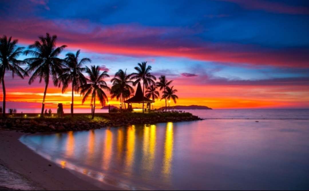 Egy gyönyörű strand a Borneo Indonézia szigetén kirakós online