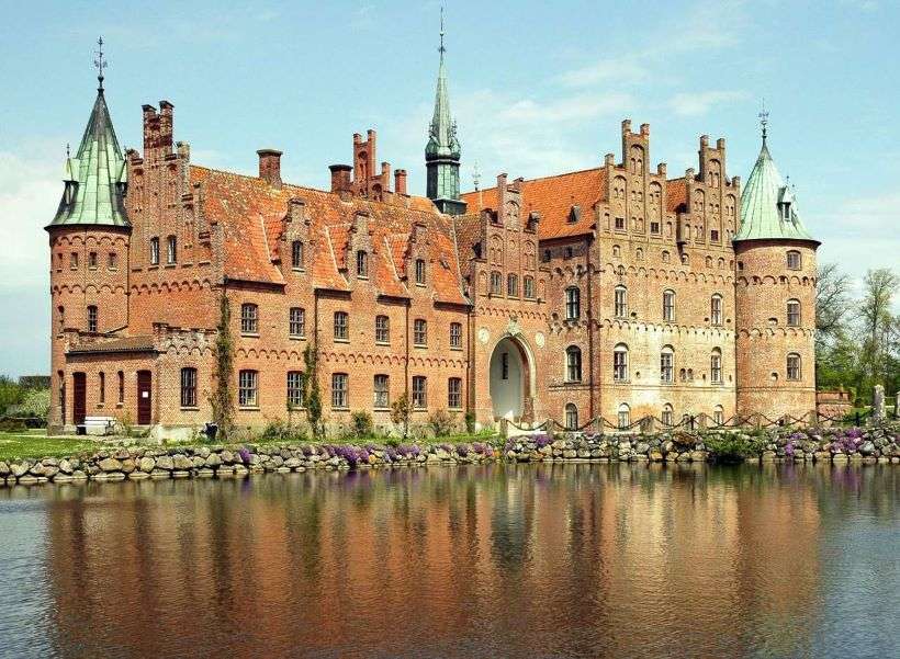 Castello di Egeskov (Danimarca) puzzle online
