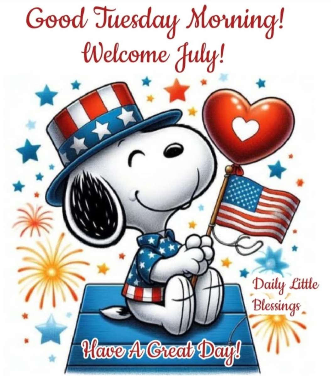 Snoopy celebrates July in patriotic clothes. online puzzle