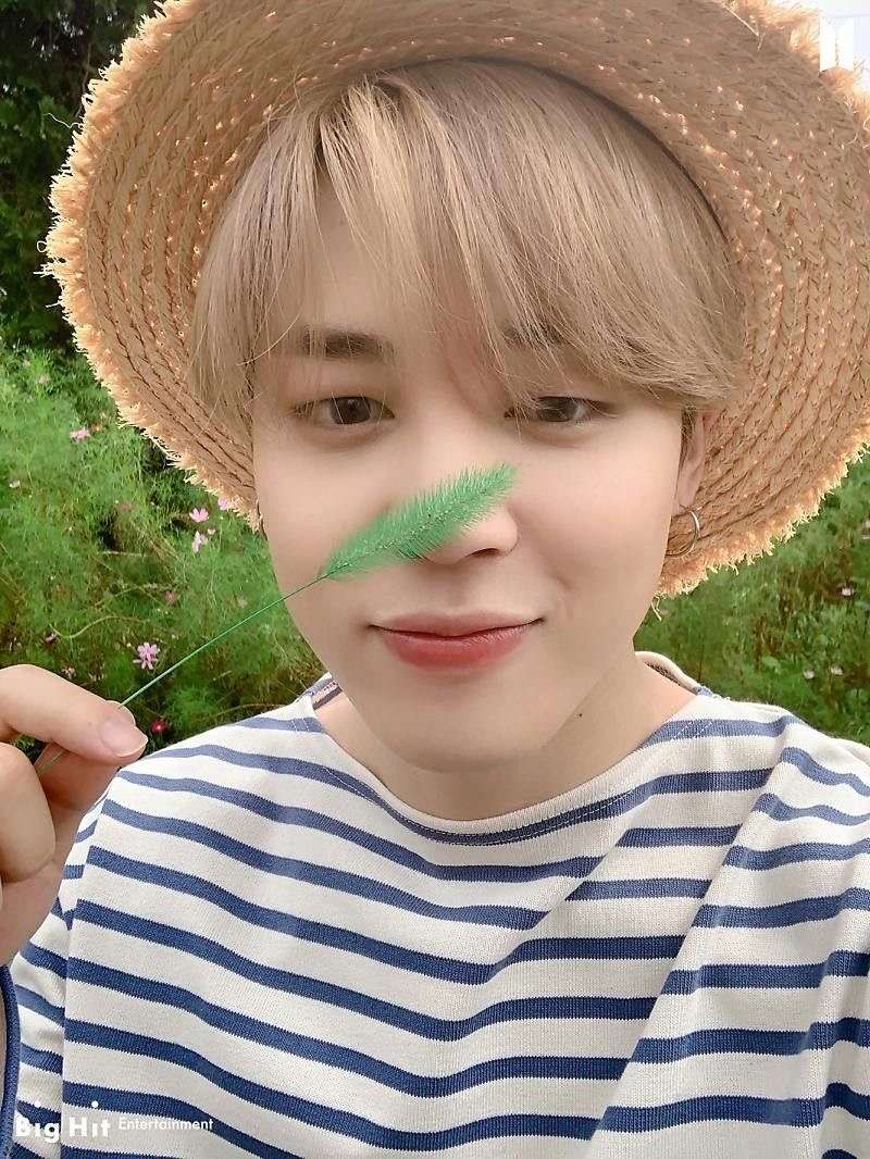Jimin z Piórkiem puzzle online