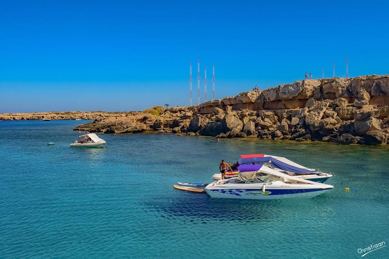 Blue Lagune, Cavo Greek, Cypr. puzzle online