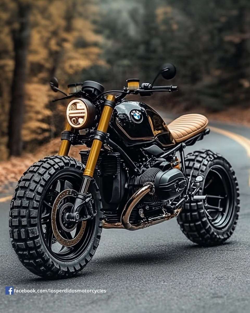 Bobber BMW puzzle online
