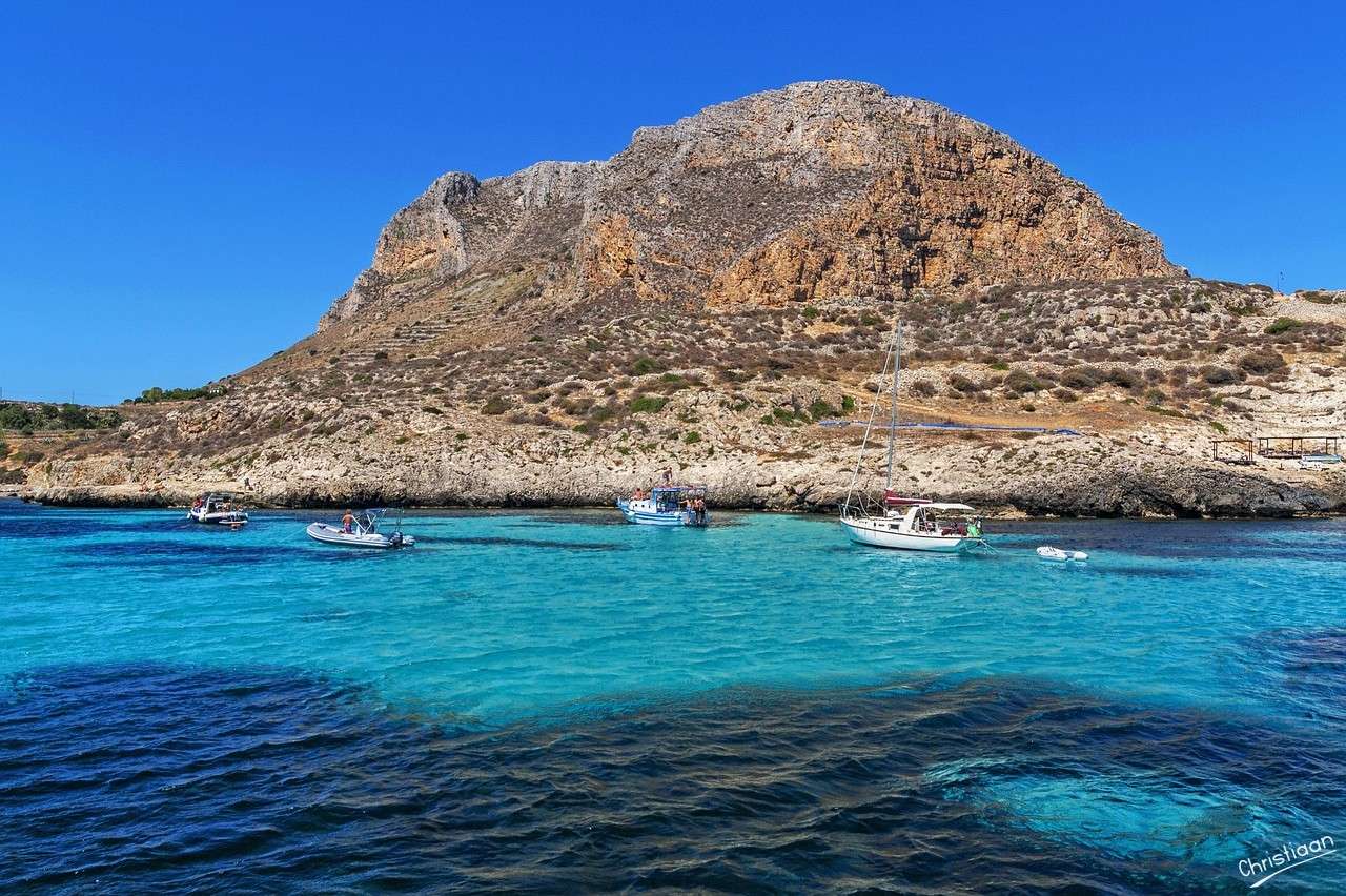 Sycylia, Favignana, wyspa. puzzle online