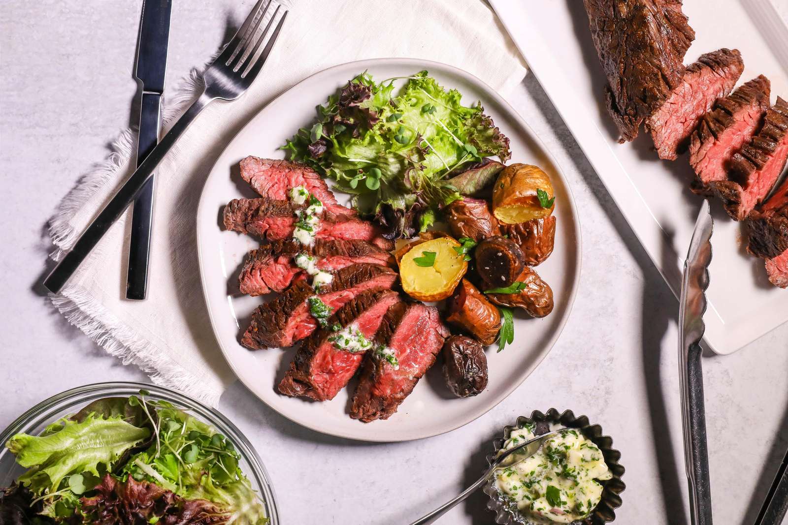 Cena de carne de colgilla rompecabezas en línea