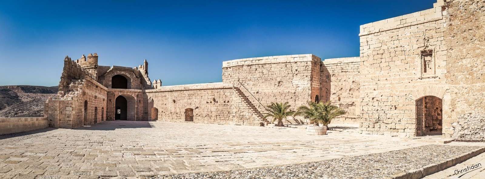 アルカザバ、アルメリア、要塞。 ジグソーパズルオンライン