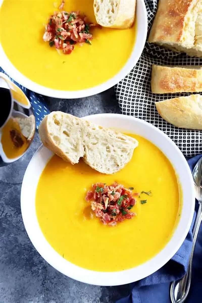 Кремообразна супа от тиквички онлайн пъзел