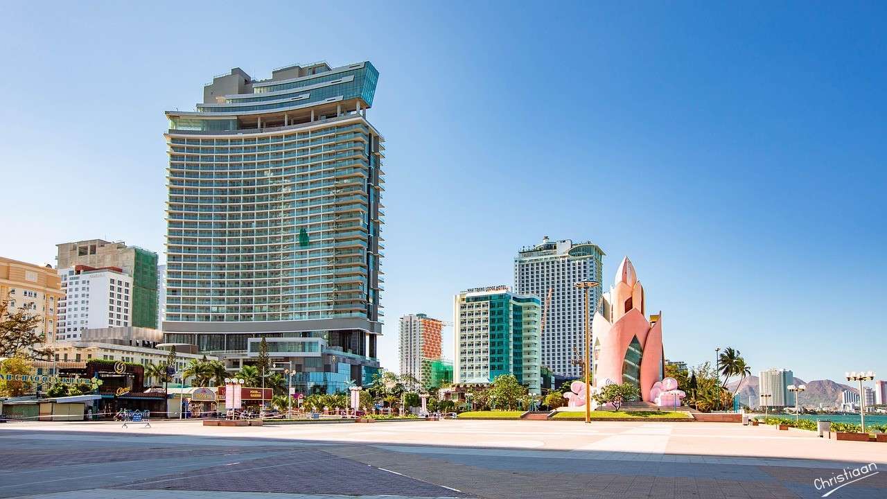 Miasto, plaża, morze, wakacje. puzzle online