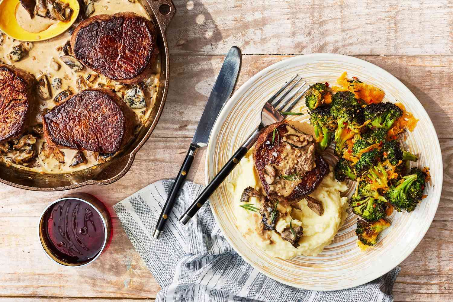 Вечеря на пържола онлайн пъзел