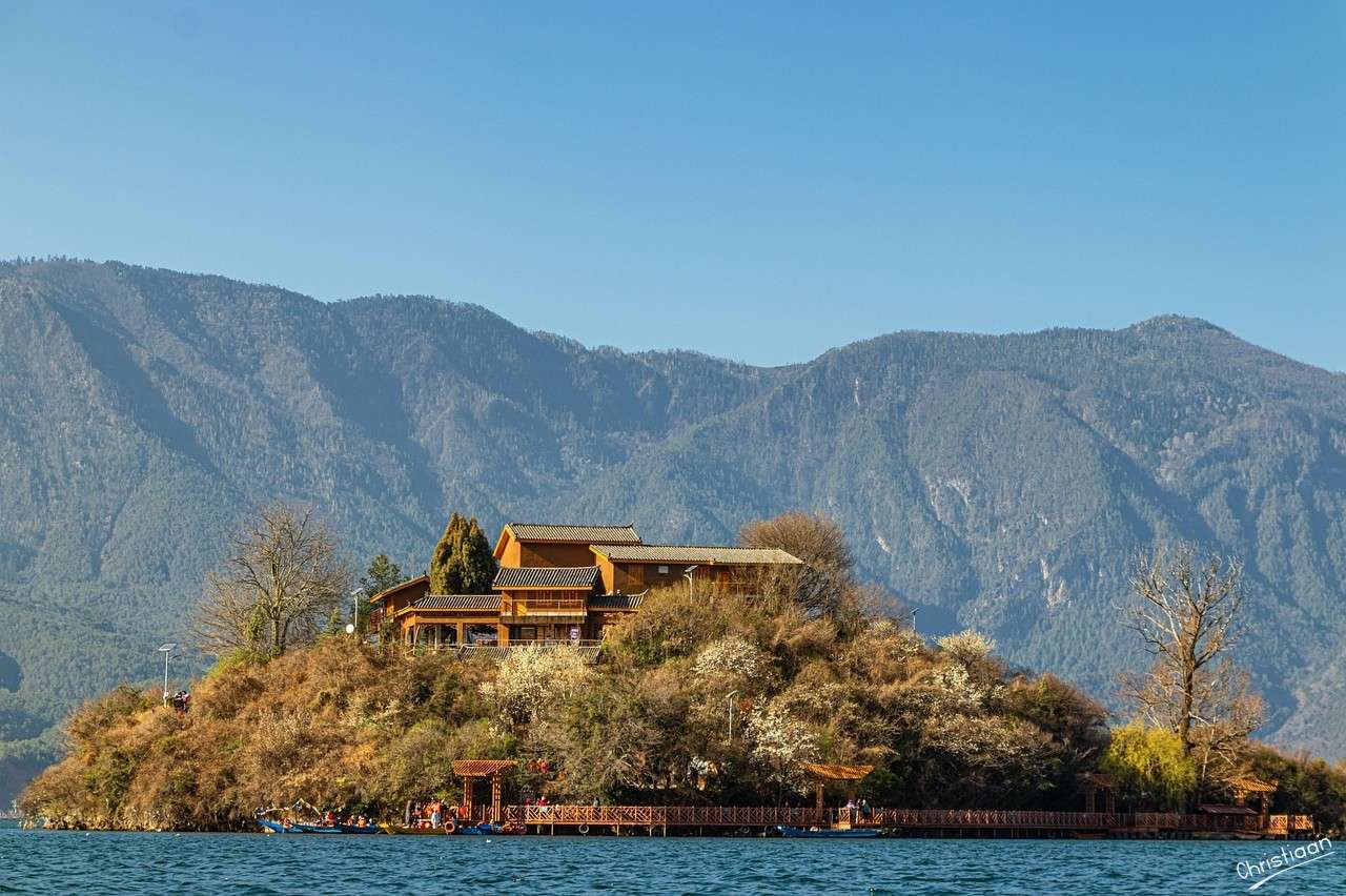 詳細は、ベルゲンの島に住む。 ジグソーパズルオンライン