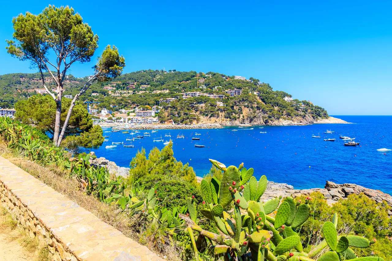 Llafranc, Costa Brava, Španělsko skládačky online