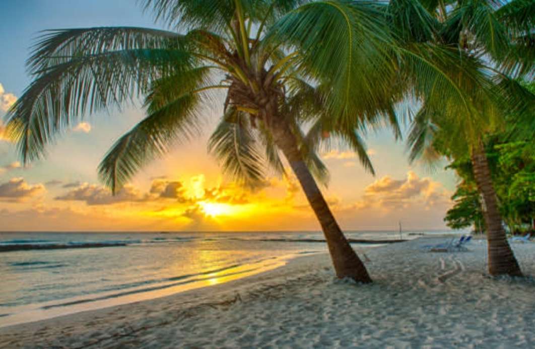 バルバドスのビーチ、日没 ジグソーパズルオンライン