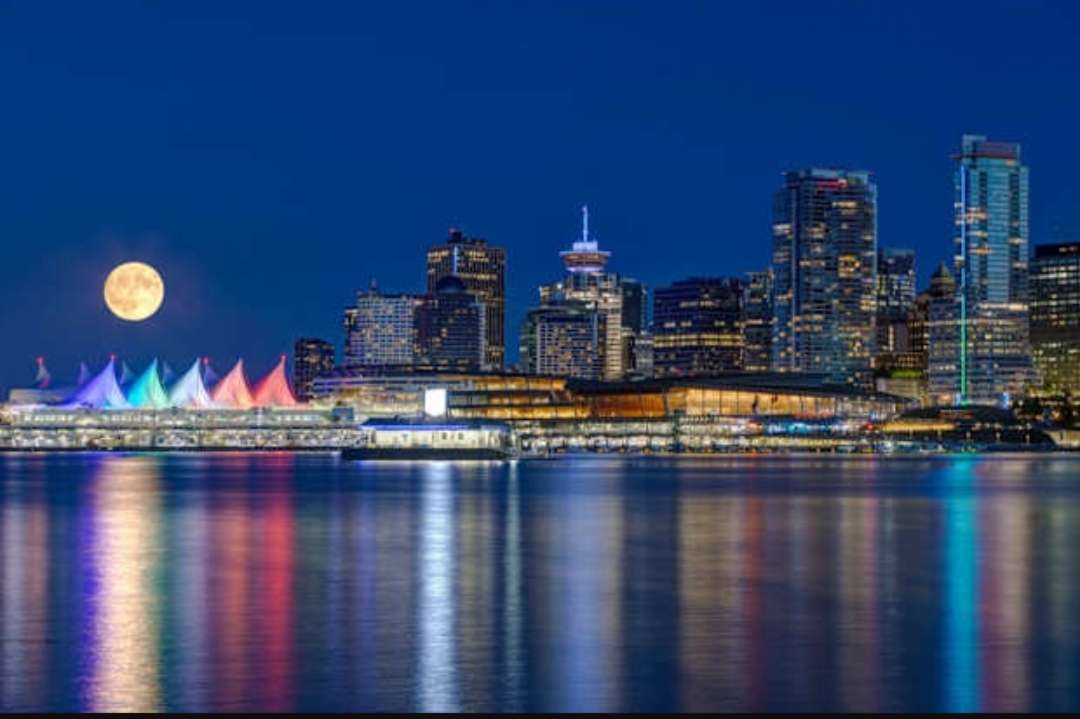 カナダの夜のバンクーバー ジグソーパズルオンライン