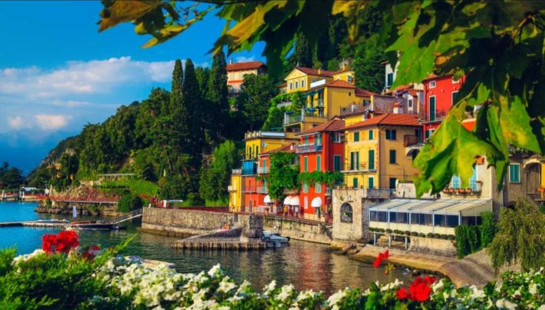 Varenna Olaszország online puzzle