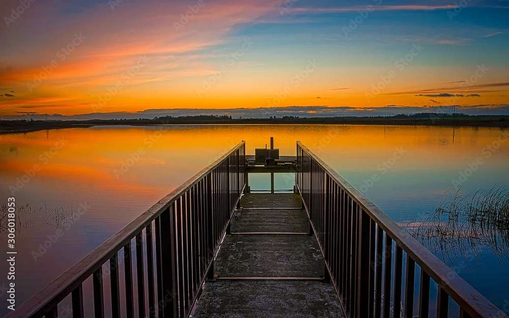 夕日に架かる橋 オンラインパズル