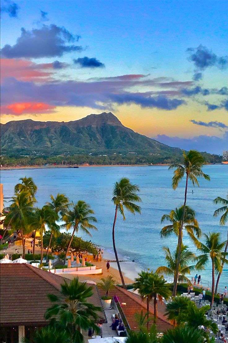 ダイヤモンドヘッド火山、ハワイ、アメリカ ジグソーパズルオンライン