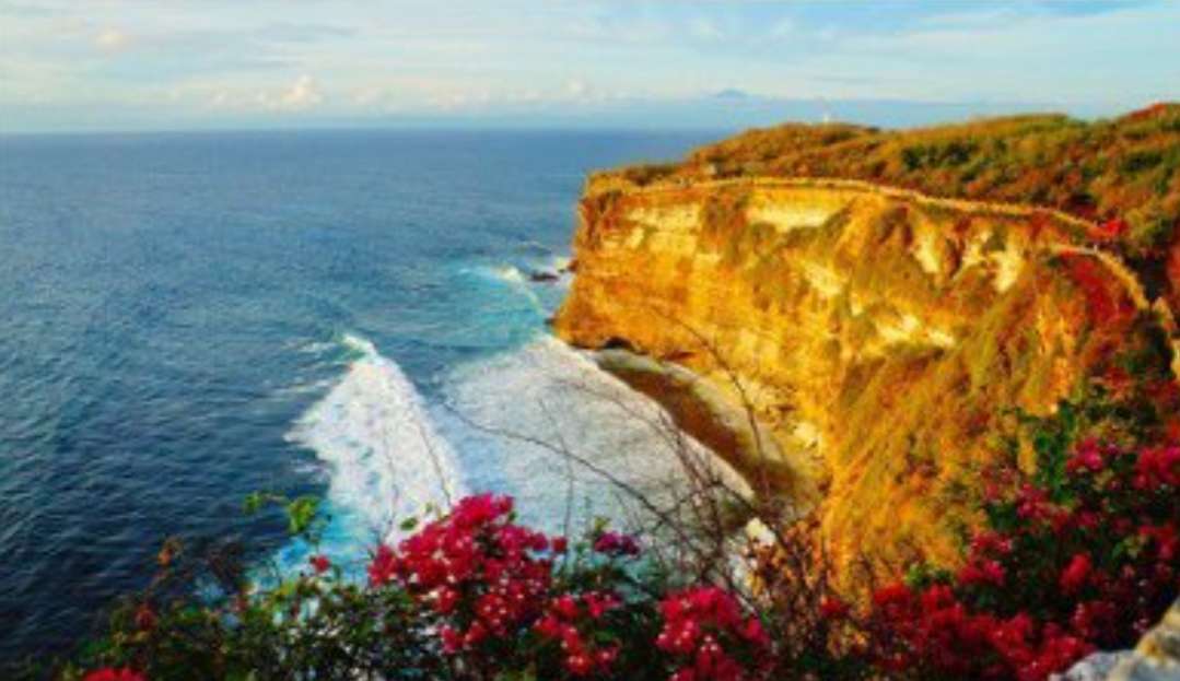 インドネシア、ウルワツ海岸 オンラインパズル