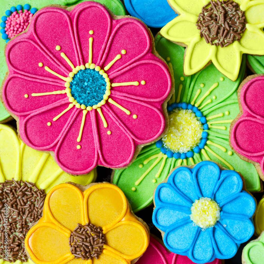 Бисквитки с цветя онлайн пъзел