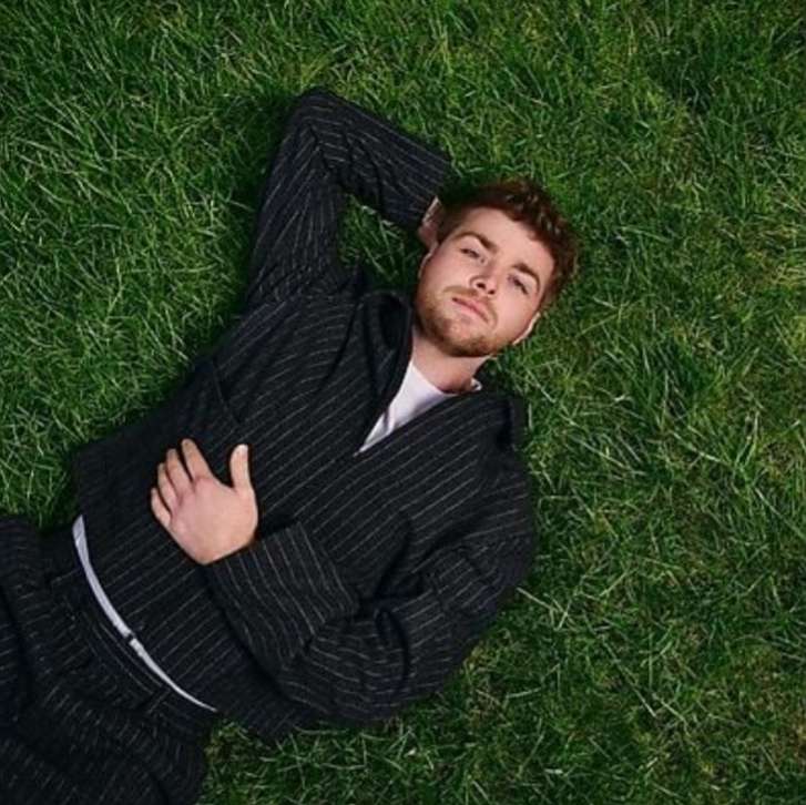 アレックス・ウォーレン ジグソーパズルオンライン