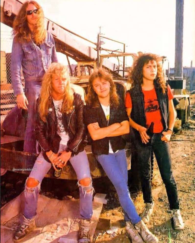 ジェームズ・ヘットフィールドとクリフ・バートン、メタリカ 1986 年 オンラインパズル