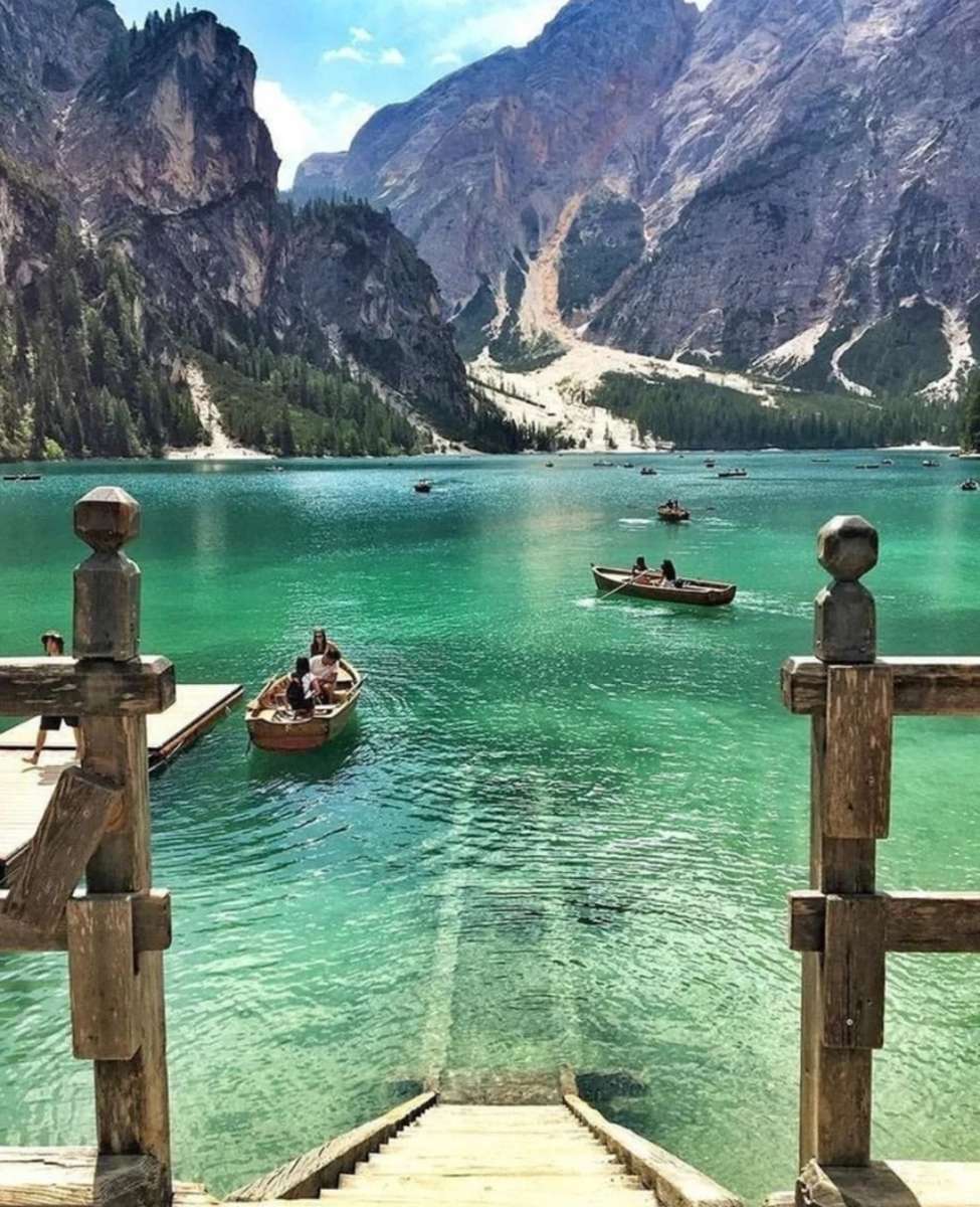 ブラーイエス湖、イタリア アルプス ジグソーパズルオンライン