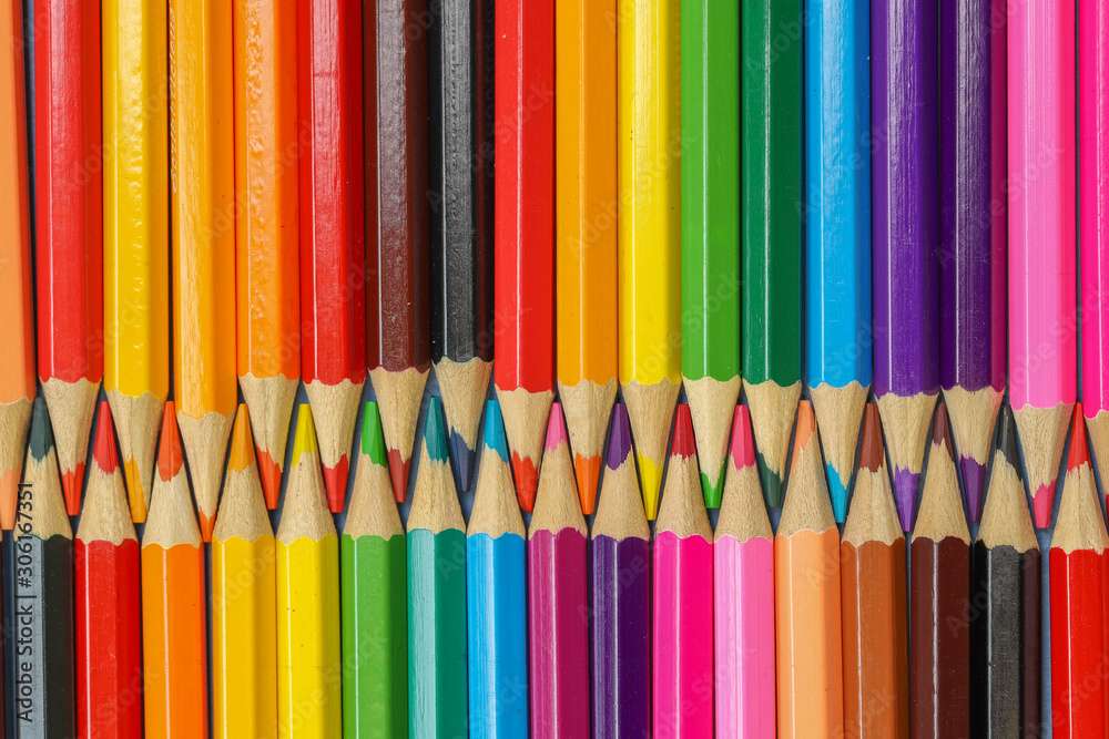 カラフルな鉛筆 ジグソーパズルオンライン