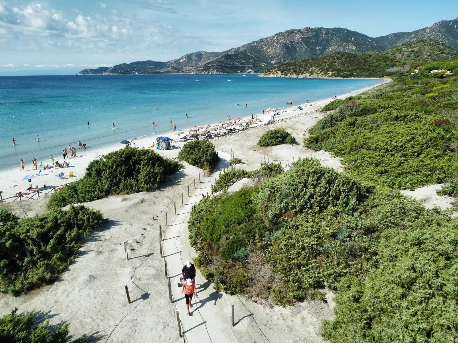 サルデーニャ島のヴィッラシミウスビーチ ジグソーパズルオンライン