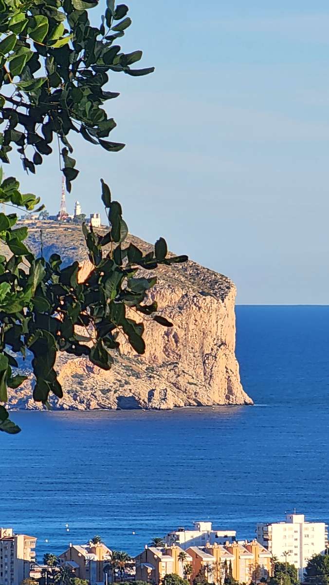 サンアントニオ岬。ハベア。 オンラインパズル