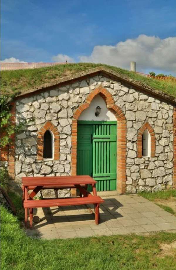 ヴルビツェ（チェコ共和国）のワインセラー ジグソーパズルオンライン