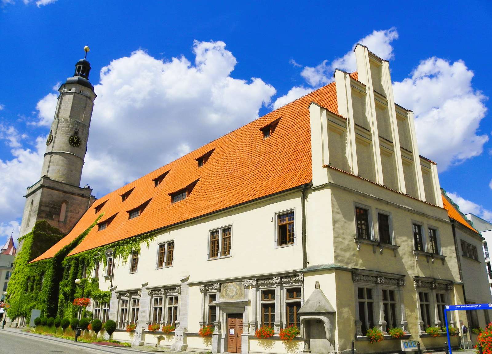 ルブベク・シロンスキ市庁舎 オンラインパズル