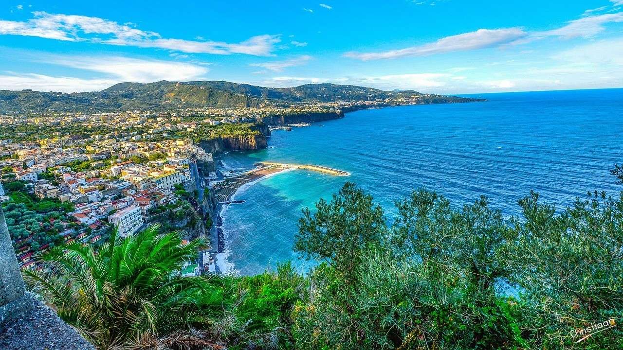 アマルフィ、ソレント、イタリア。 ジグソーパズルオンライン