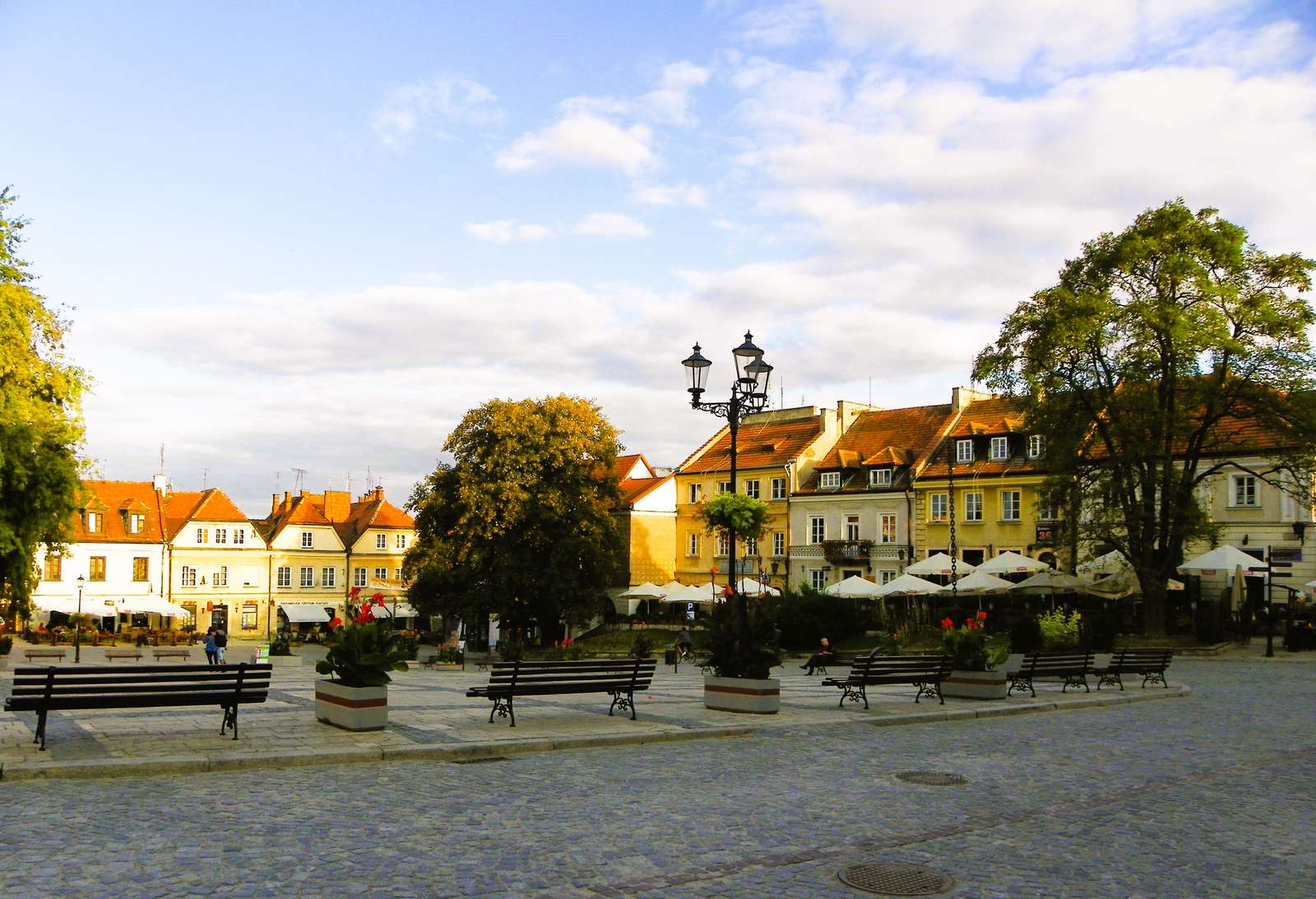 サンミエシュを歩く ジグソーパズルオンライン